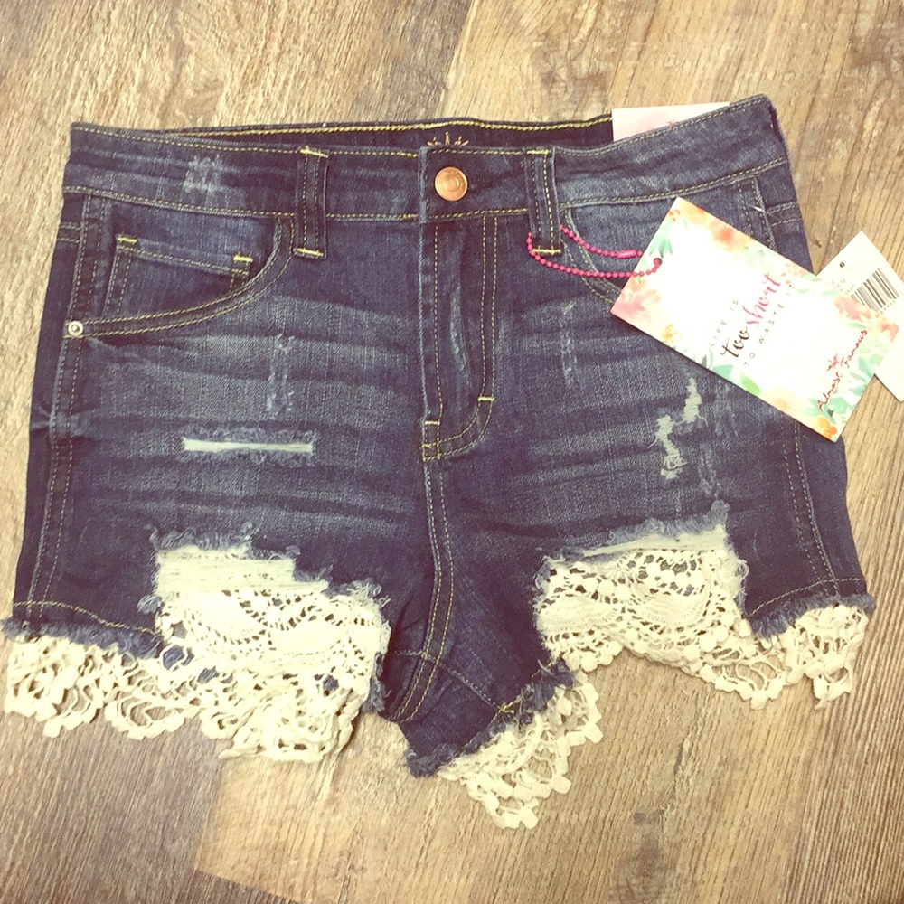 New Almost famous high rise lace distresse…